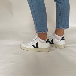 VEJA V-10 Size 7/38 EU (another pair)